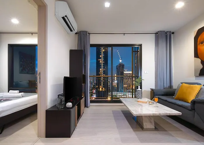 Luxury Art Downtown Metro Bangkok-kitchen-living *